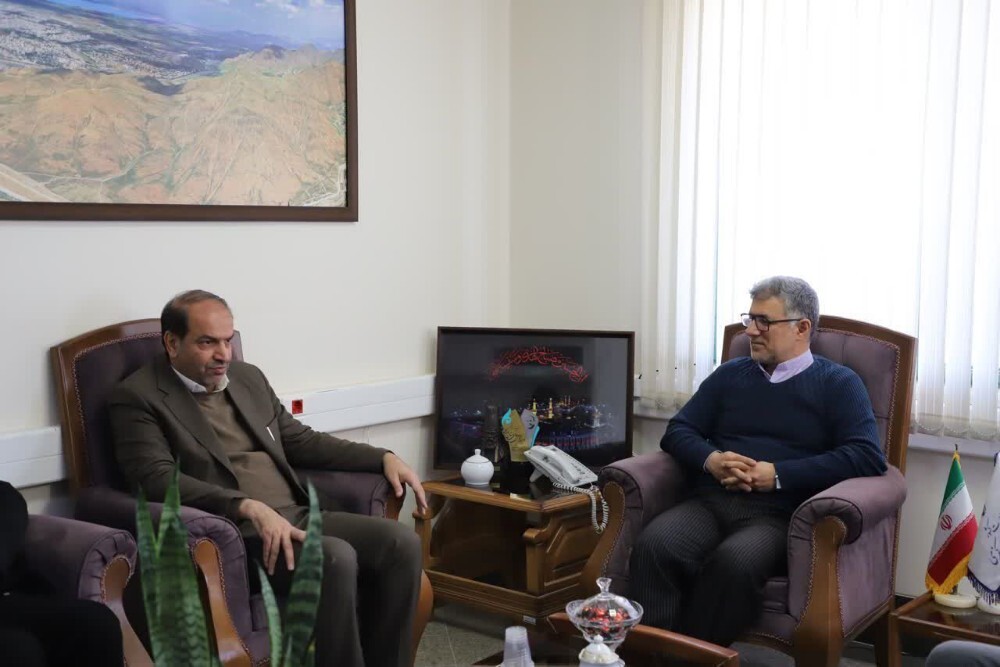 خدمت به خانواده معظم شهدا یک توفیق الهی است