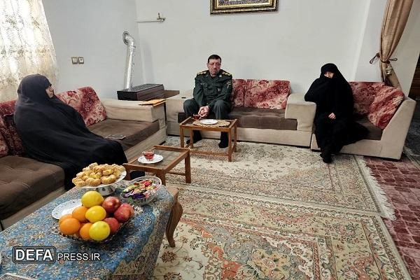 جامعه قدردان مجاهدت و صبر و استقامت مادران شهدا باشد