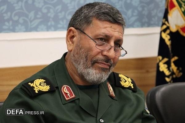 جشنوار‌های ادبی ظرفیت مناسبی برای تبیین دفاع و مقاومت هستند