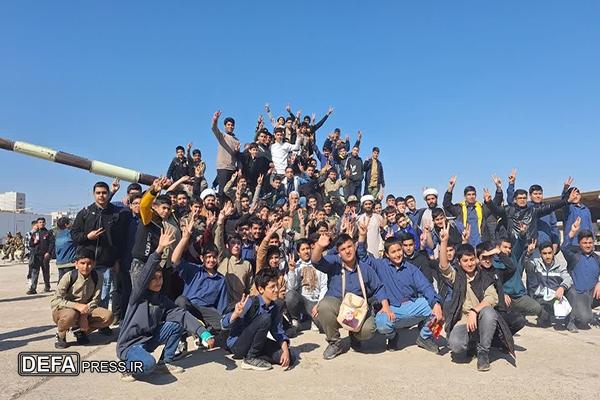 رونمایی از تانک «کرار» در تور گردشگری دفاع مقدس خوزستان + تصاویر