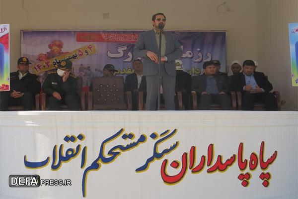 حرکت انقلابی، تفکر، روحیه بسیج باید به همه نسل‌ها به خوبی منتقل شود.