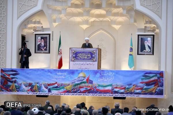 پیامبر مردم را از سایه ذلالت خارج کرد