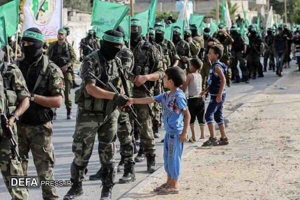 حضور گسترده نیروهای حماس در میدان فلسطین غزه برای آغاز مرحله دوم تبادل اسرا