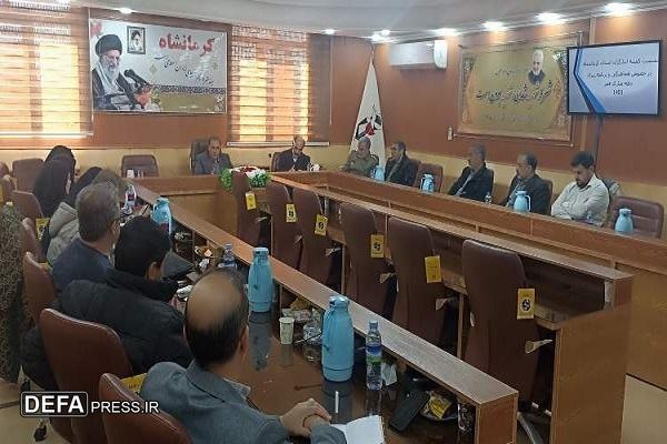 مردم خود حافظ و پاسدار ارزش های والای انقلاب و شهدای گرانقدر هستند