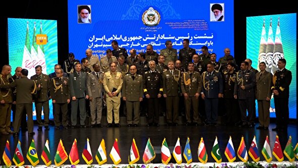 فیلم/ نشست رییس ستاد ارتش جمهوری اسلامی ایران با وابستگان نظامی مقیم ایران