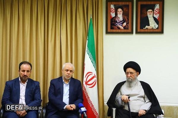 اوحدی: استقلال کشور در سایه جانفشانی شهدا محقق شد
