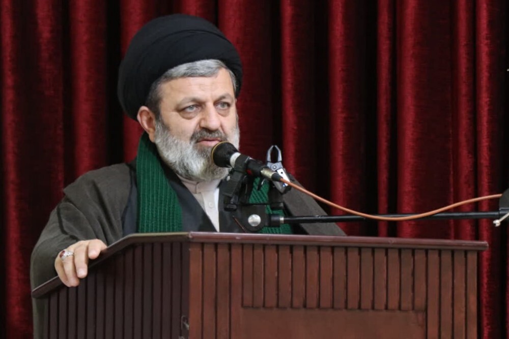 حجت الاسلام دیباجی: باید امید را در جامعه زنده نگه داشت