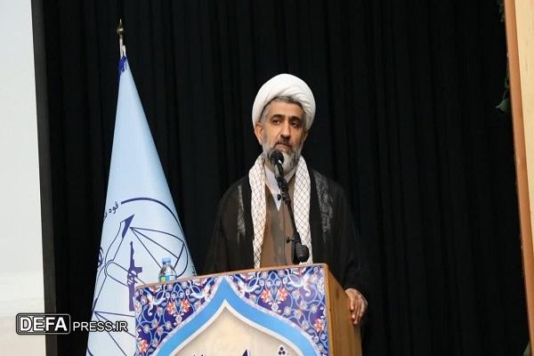 حجت الاسلام زارعی کیاپی: حضور موثر و میدانی فرماندهان موجب کاهش جرائم کارکنان می‌شود