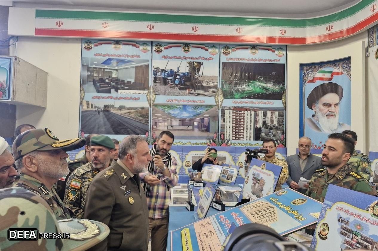 بازدید امیر حیدری از نمایشگاه دستاورد‌های مهندسی نزاجا
