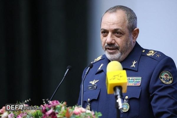 وزیر دفاع: تشکیل قرارگاه مهارت‌آموزی سربازان یک تدبیر راهبرد خوب برای کشور است