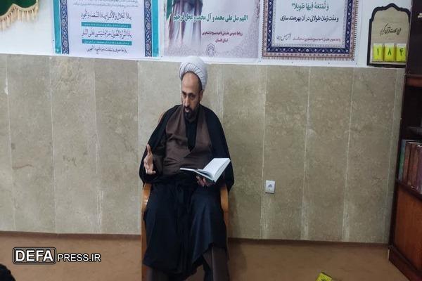 ماه رمضان خوابش هم برای بندگان عبادت است/زیبایی یک عمل به چند بعدی بودن آن است