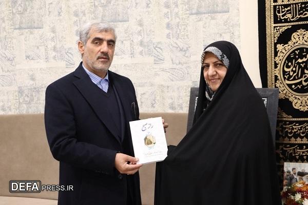 معاون وزیر آموزش و پرورش با خانواده شهید «شیخ علی ایرانمنش» دیدار کرد+تصاویر