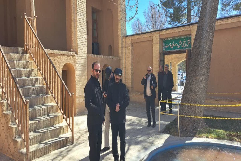 سفر رئیس سازمان هنری و امور سینمایی دفاع مقدس کشور به استان مرکزی