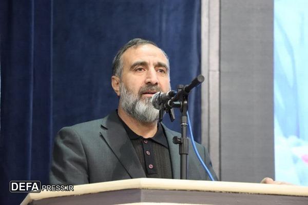 معلمان در تشکیل جامعه اسلامی نقش آفرینی می کنند، تربیت اسلامی در مدارس باید بر مبنای تعالیم اسلام ناب محمدی باشد