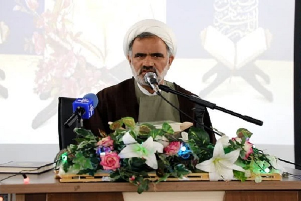 برگزاری محفل انس با قرآن در سپاه قمربنی هاشم (ع)