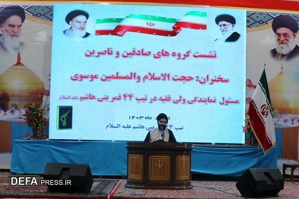 همه ی زندگی حاج قاسم وقفِ خدمت به مردم بود