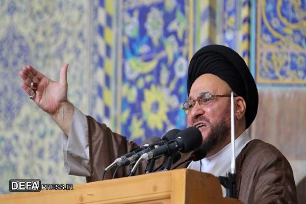 امام جمعه موقت اصفهان: برای حل مشکلات باید به خود متکی باشیم