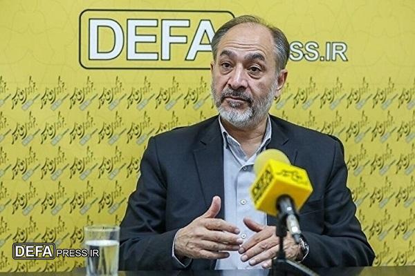 دستان فولادین غرب امروز در دستکش‌های مخملین قرار گرفته است
