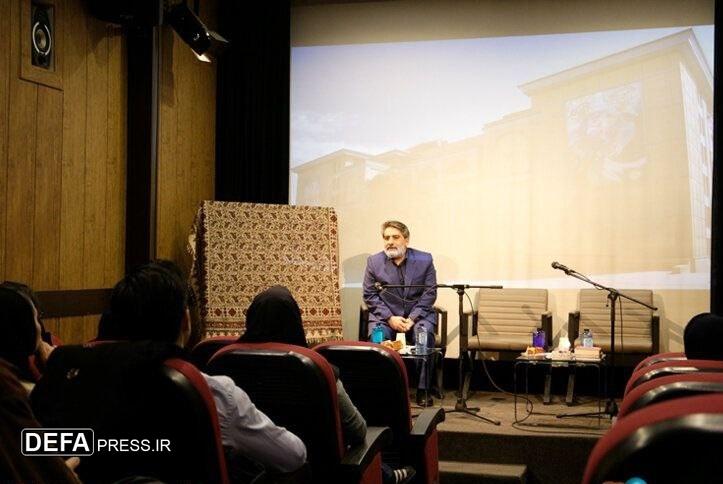 در چهارشنبه‌های فرهنگی نفت مطرح شد؛افشارنیک: نفت از فرهنگ دور شده است