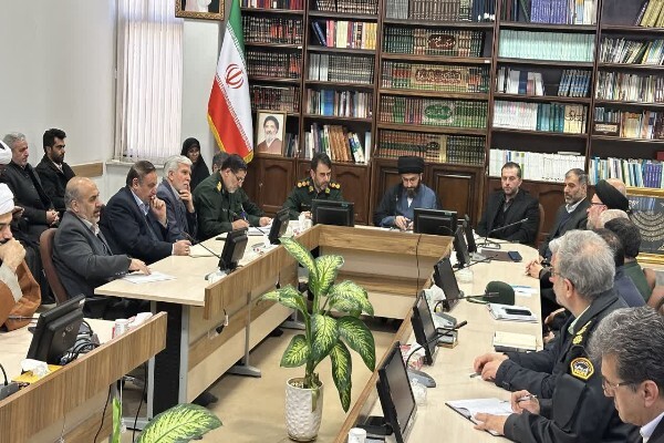 مسؤولیت انقلابی خود در مقابل شهدای مقاومت را ایفا کنیم