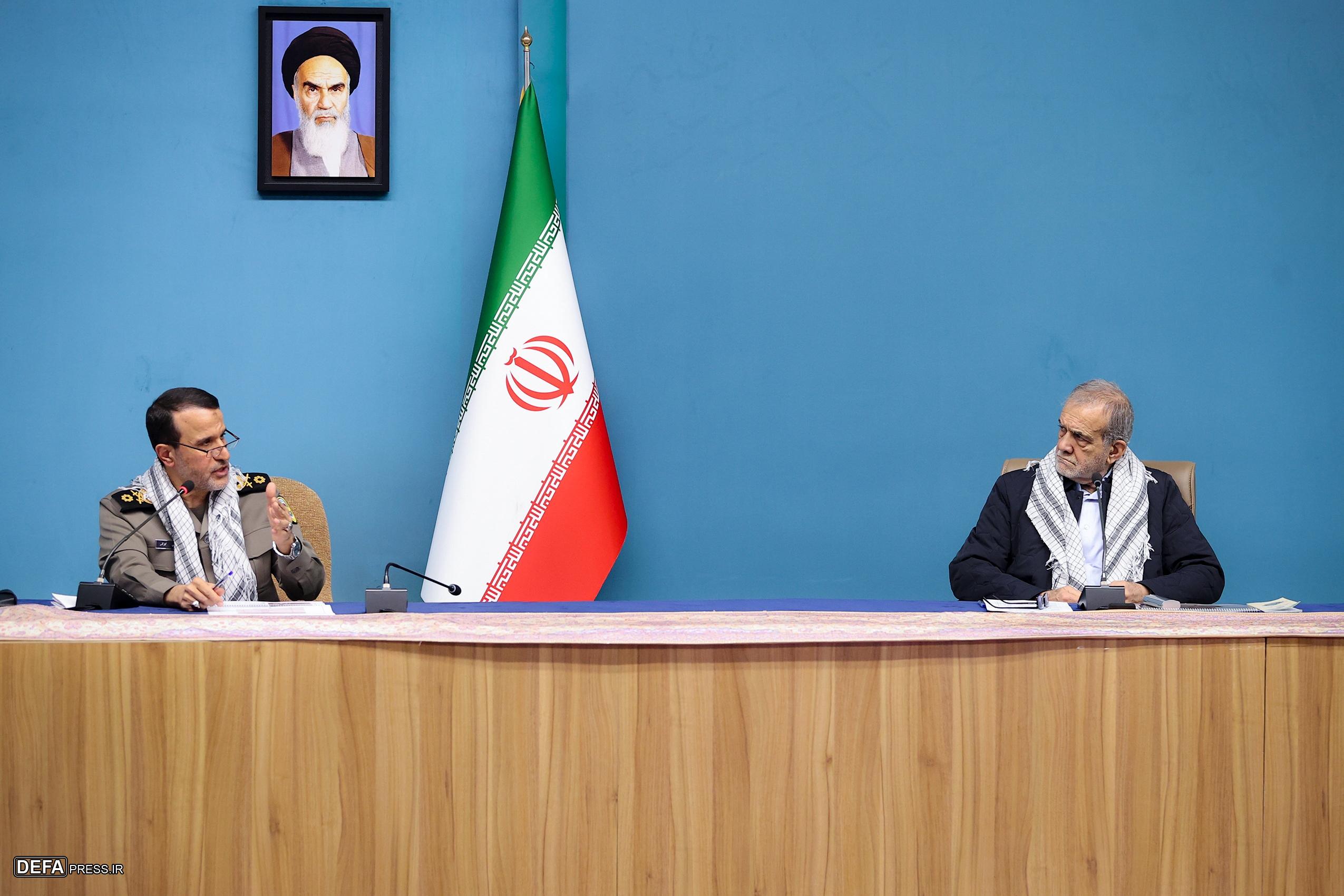 دیدار سردار کارگر و اعضای شورای سیاست‌گذاری راهیان نور کشور با رئیس جمهور