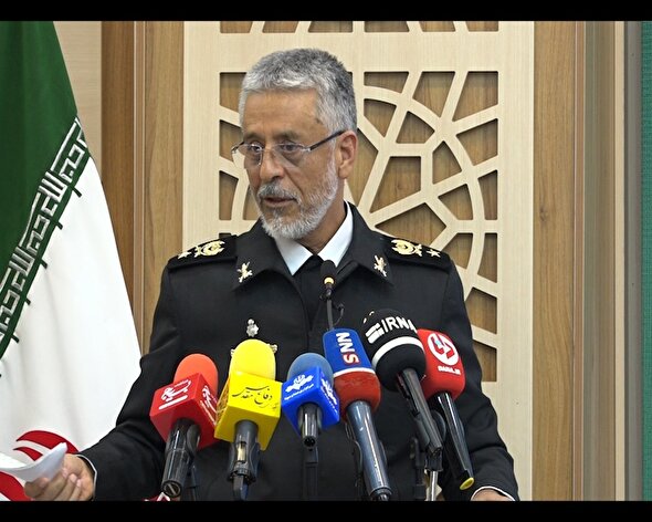 فیلم/ دریادار سیاری: پیروزی در جنگ نرم نیازمند آثار فاخر فرهنگی است