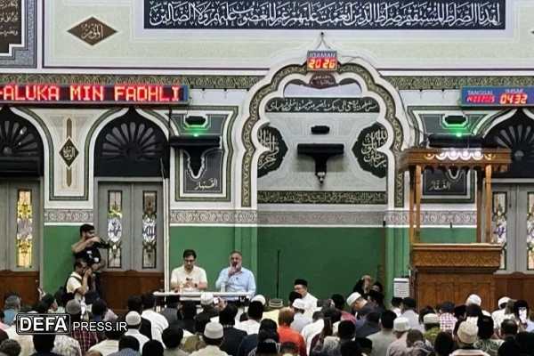 «محفل» در اندونزی؛ سفیر قرآنی ایران در مسجد الازهر: قرآن موجب نزدیکی قلب‌ها می‌شود