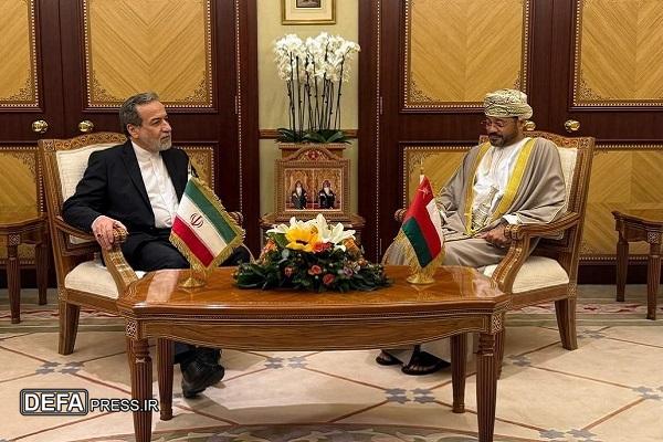سفر وزیر امور خارجه به عمان