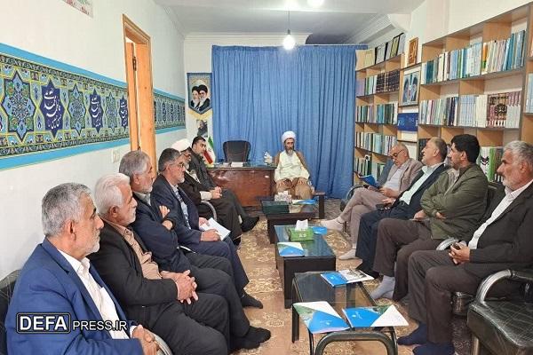 تجلیل از خیرین ساخت یادمان شهدای گمنام شهر گلیا