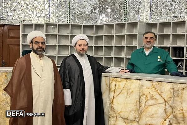 تصویر/ فرمانده نیروی هوایی ارتش در قامت خادم بارگاه منور رضوی