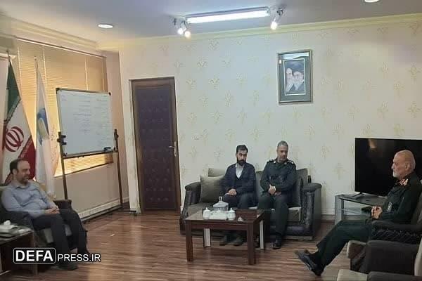 پیوند قلم و سنگر در مسیر خدمت‌رسانی