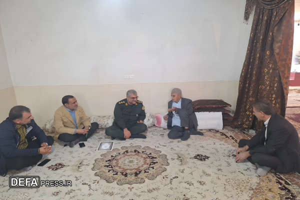 سرهنگ خواست خدایی از پیشکسوت دوران دفاع مقدس سرکشی کرد