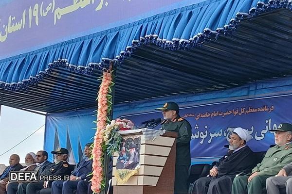 تجدید بیعت رزمندگان کرمان با رهبری
