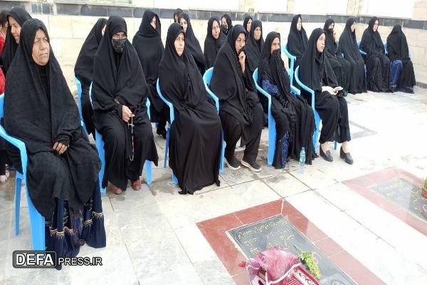 تحویل سال نو در یادمان و گلزار مطهر شهدای روستای گچ بلند
