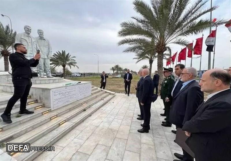 ادای احترام وزیر کشور به مقام شهیدان حاج قاسم سلیمانی و ابومهدی مهندس