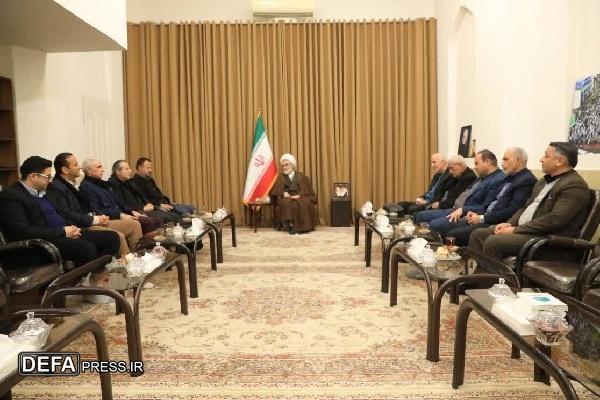 توجه به کارگران تأثیر بزرگی در بهبود حال کلّ جامعه دارد