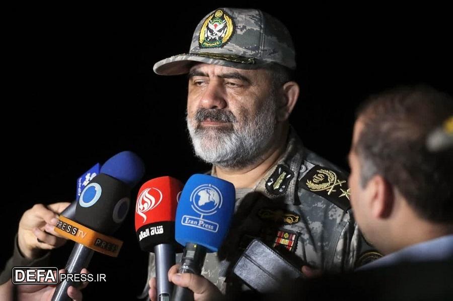 دریادار ایرانی: از تاکتیک‌ها، تجهیزات و مهمات جدید در رزمایش ذوالفقار 1403 ارتش استفاده شد