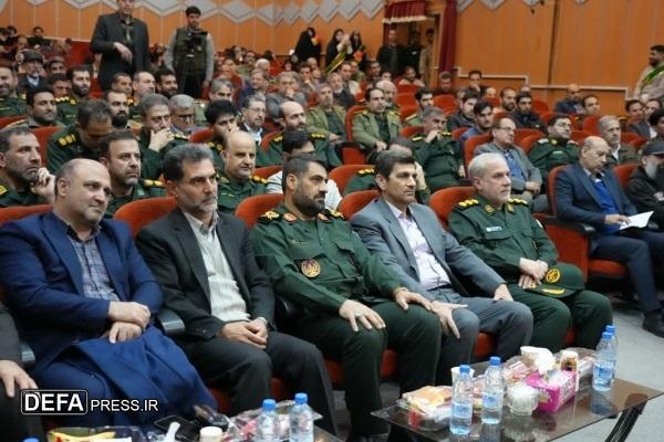 برگزاری آیین اختتانیه ششمین جشنواره ره‌آورد سرزمین نور در لرستان