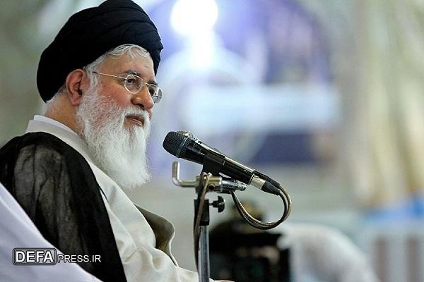 آیت‌الله علم‌الهدی: همکاری نخبگان با نهاد‌ها کلید موفقیت اجتماعی است