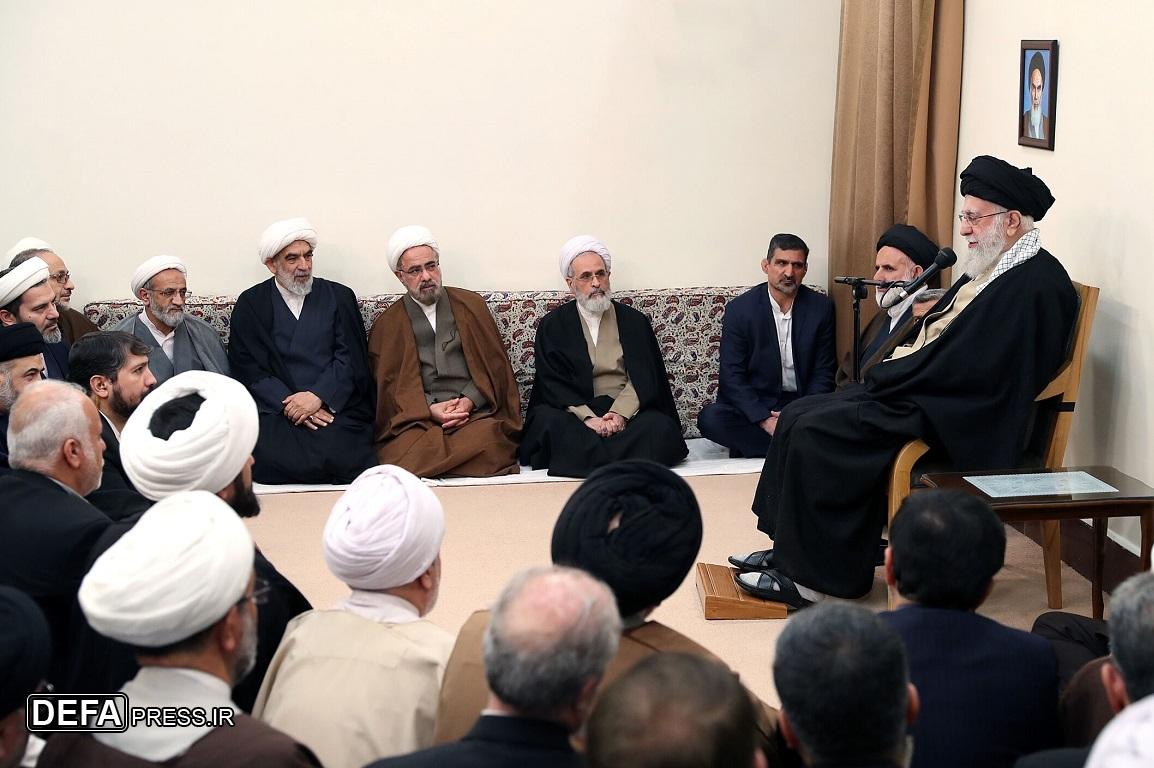 امام خامنه‌ای: لزوم تقویت گرایش به تفسیر قرآن در حوزه‌های علمیه/ تفسیر «تسنیم» مایه فخر تشیع است
