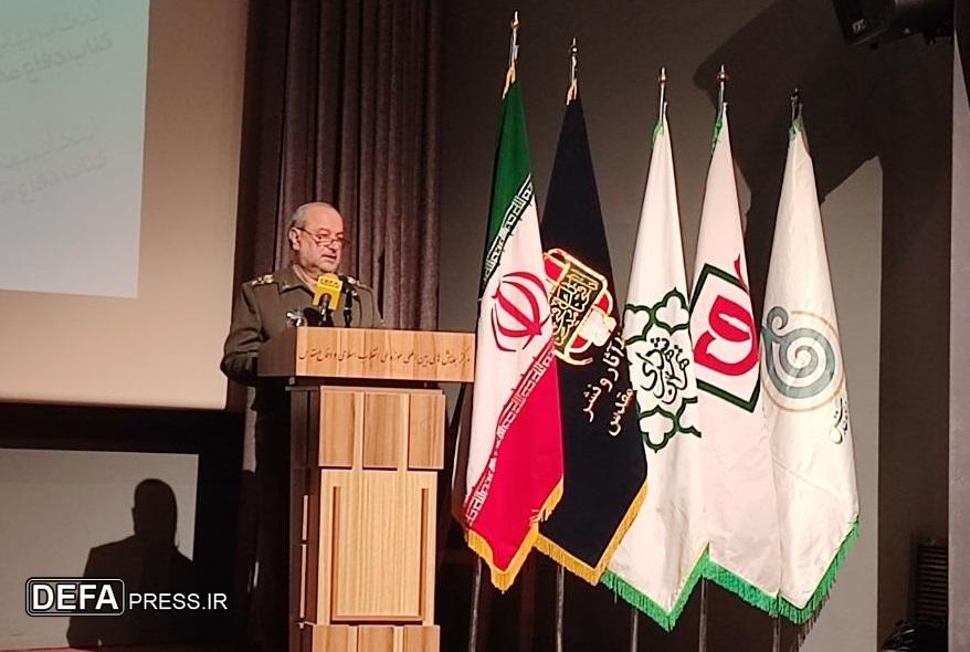 امیر سهرابی: سالانه دو هزار جلد کتاب توسط بنیاد حفظ آثار منتشر می‌شود