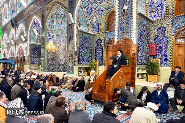 حجت‌الاسلام والمسلمین نواب در حرم مطهر امام حسین (ع): مقبره سید حسن نصرالله کربلای دیگری برای هدایت انسان‌ها خواهد شد+عکس