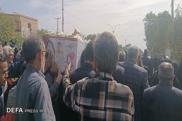 پیکر شهید «زید آبادی»جیرفت در جیرفت تشییع و به خاک سپرده شد+تصاویر