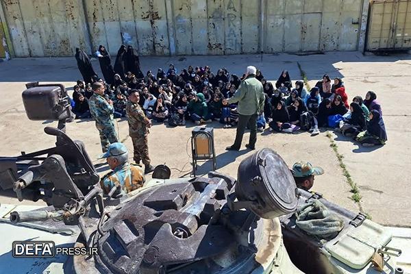 سردار مرادحاجتی: هدف دشمن فاصله انداختن بین نیروهای مسلح و نسل امروز است
