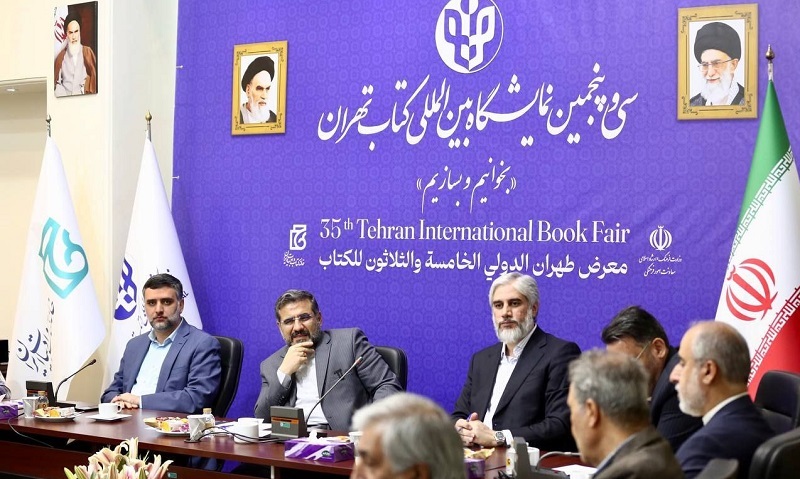باید فضای تبلیغی و محیطی تهران در قُرُق نمایشگاه بین‌المللی کتاب باشد