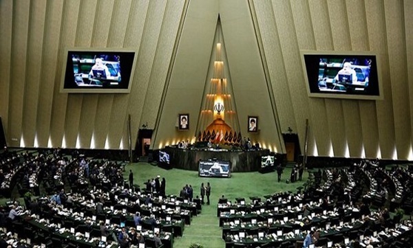 کیفیت مجلس دوازدهم فدای کمیت!/ مجلس تراز انقلاب اسلامی باید صدای مردم شود