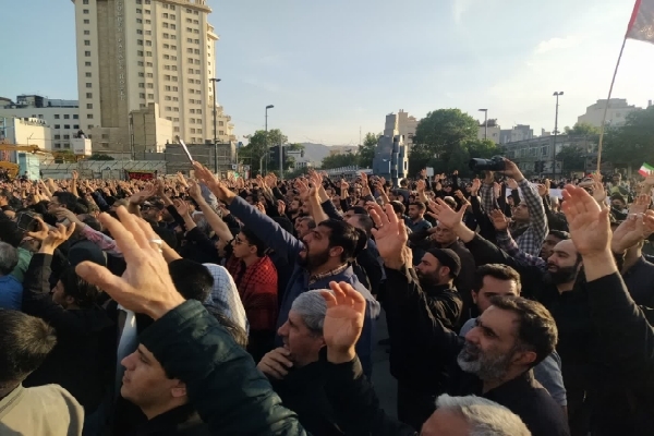 مشهدی‌ها در سوگ «شهید جمهور»