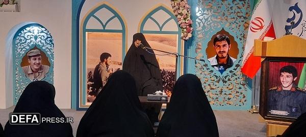 نشست «گفتمان فاطمی» با حضور همسر شهید حقانی در قم + تصاویر