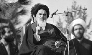 امام خمینی(ره) با رفتار و منش خود در قلوب مستضعفین جهان جای گرفت