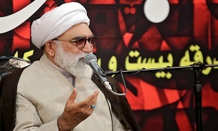 نهضت حسینی، الگوی متعالی ظلم‌ستیزی و دفاع از ارزش‌های الهی است